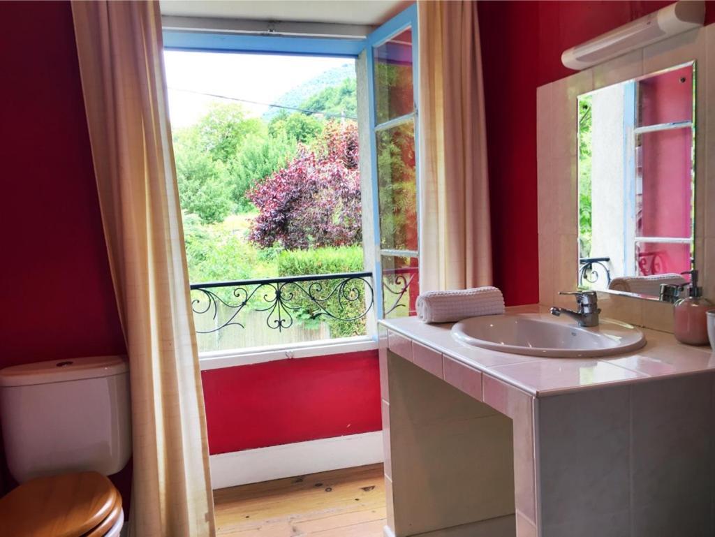 Papilio Bed & Breakfast Montauban-de-Luchon Dış mekan fotoğraf